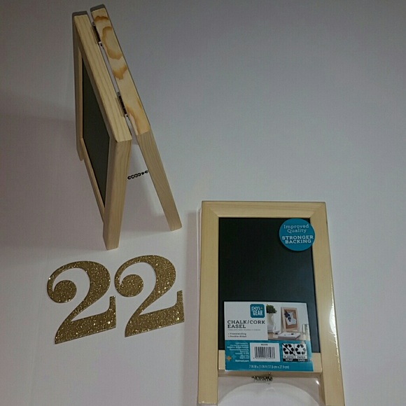 Chalk / Cork Wooden Double-Sided Easel Qty 1 - Picture 6 of 7